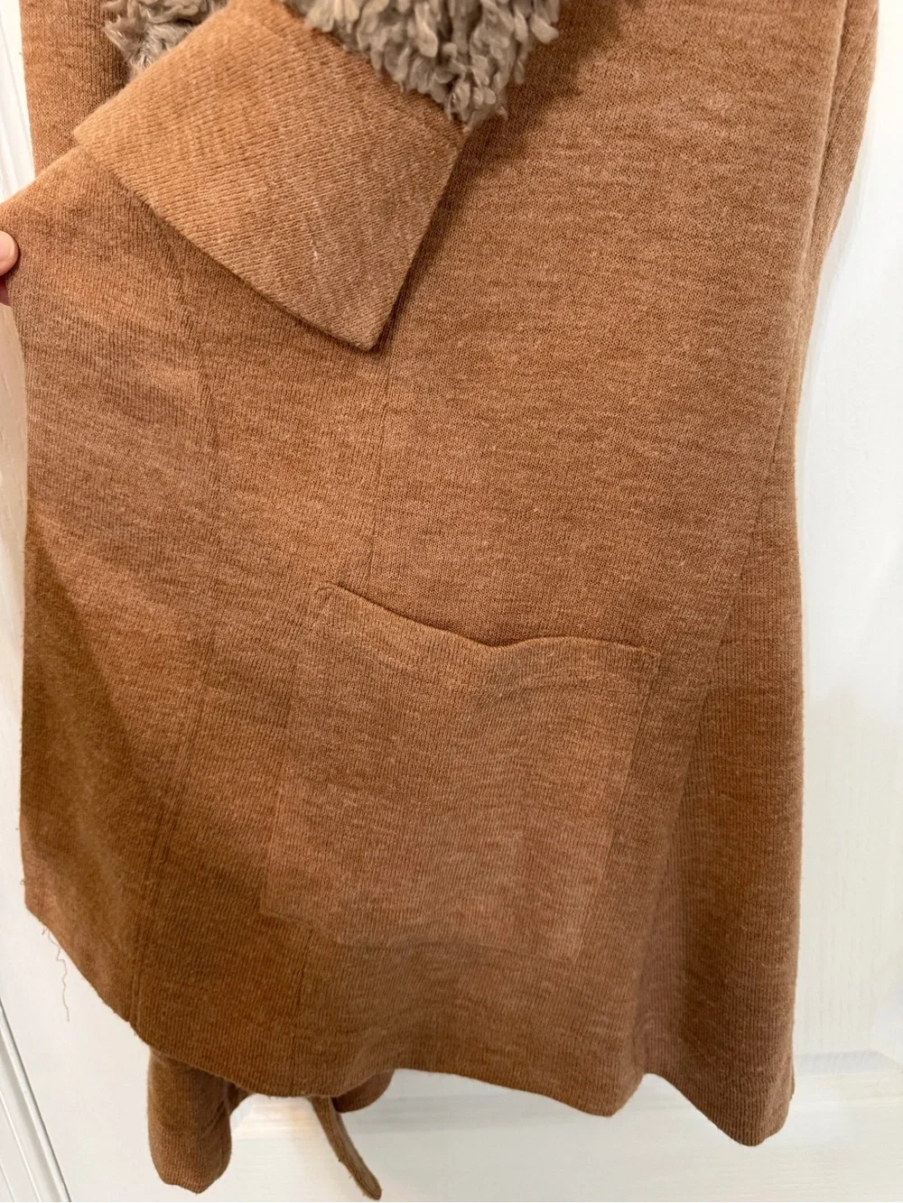 Onetheland sleeveless camel